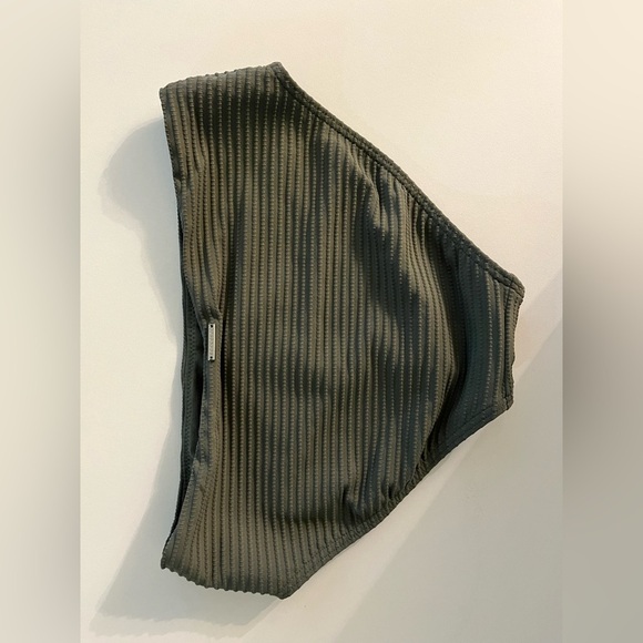 NWT Sea Level Australia Eco Essentials Mid Bikini in Khaki Size 6 - Picture 6 of 8